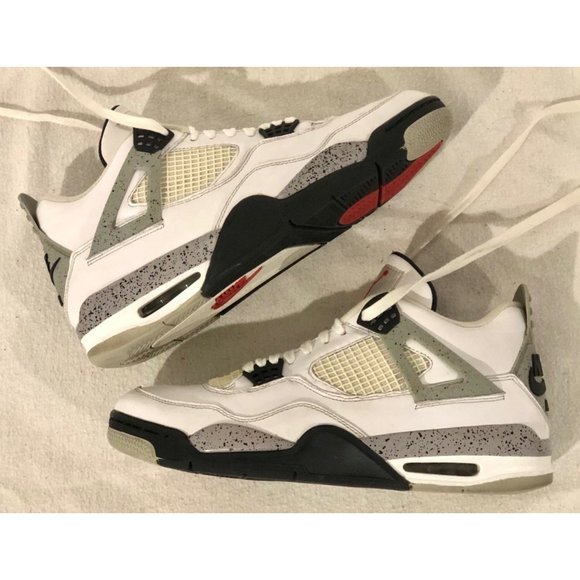 2015 Nike Air Jordan Size 11 White Cement 4 OG Shoes. Good Pre Owned Condition main image 7